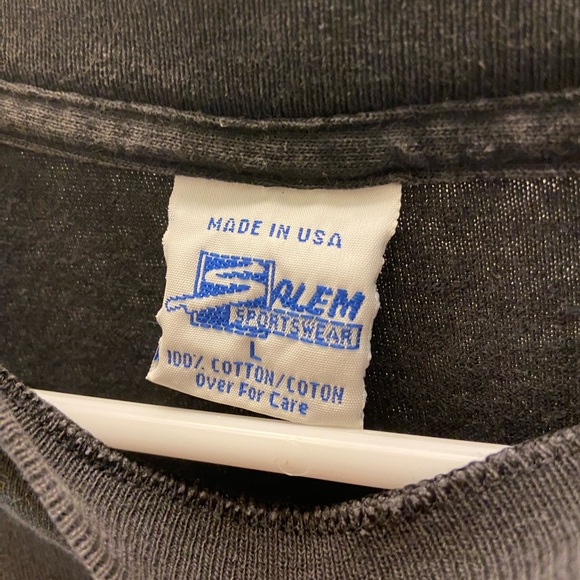 1993 bulls 3 peat championship tee shirt - Picture 3 of 4